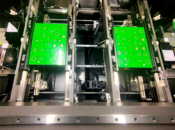 高速、高精度，尊龙中国官网辅料贴装机破解自动化产线效率低下难题